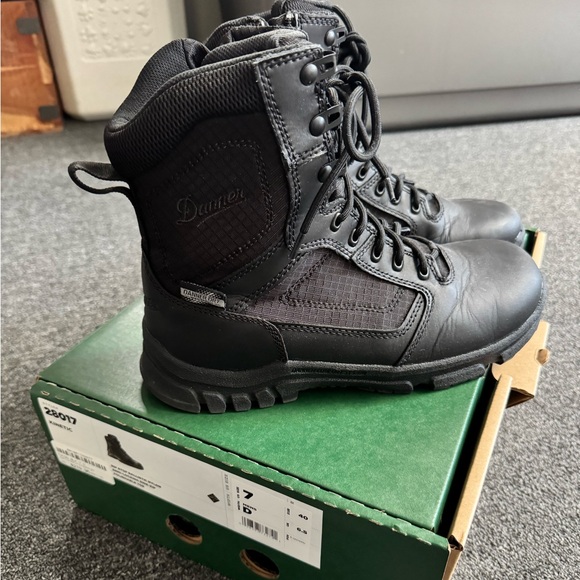 Shoes - Danner Kinetic Women’s Boots Brand new